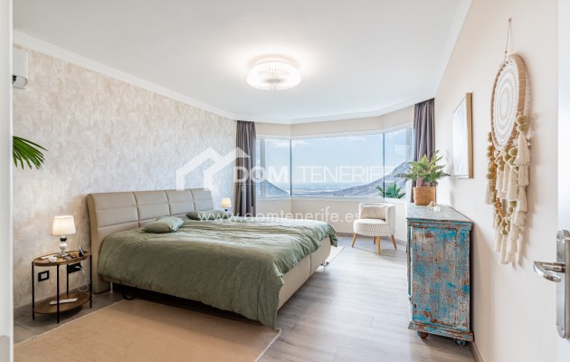 Villa Chayofa: vista de la vivienda – villa en venta en Chayofa, Tenerife