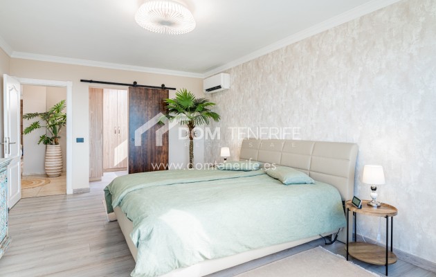 Villa Chayofa: dormitorio – villa en venta en Chayofa, Tenerife