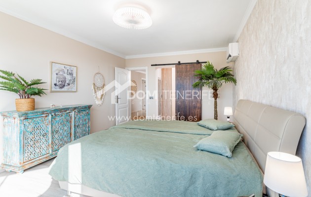 Villa Chayofa: dormitorio – villa en venta en Chayofa, Tenerife