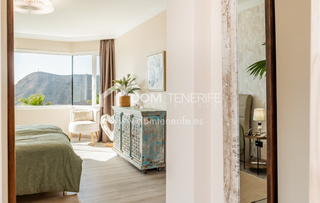 Villa Chayofa: terraza – villa en venta en Chayofa, Tenerife