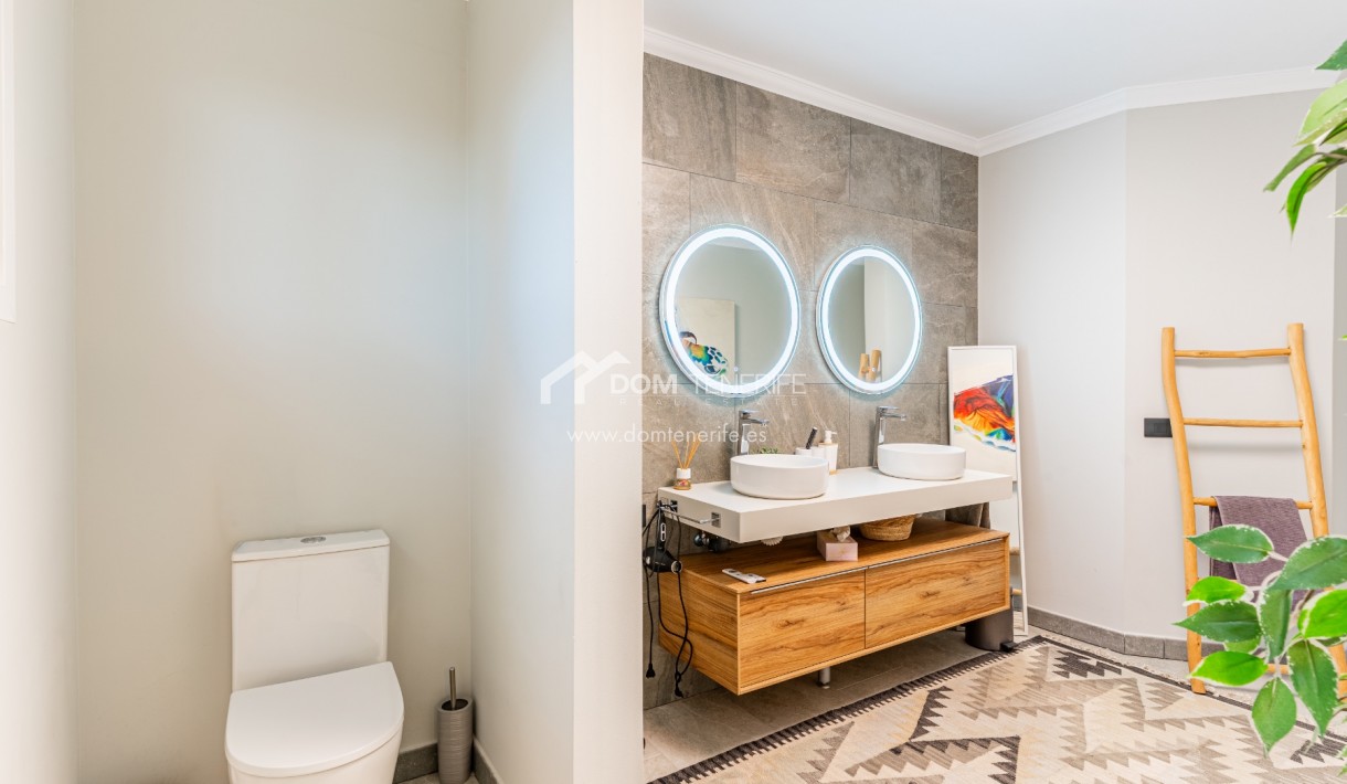 Villa Chayofa: baño – villa en venta en Chayofa, Tenerife