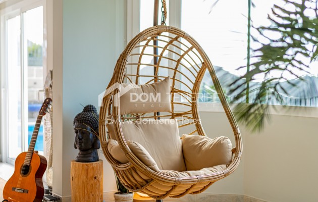 Villa Chayofa: comedor – villa en venta en Chayofa, Tenerife