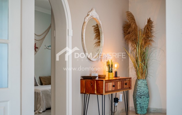 Villa Chayofa: distribuidor – villa en venta en Chayofa, Tenerife
