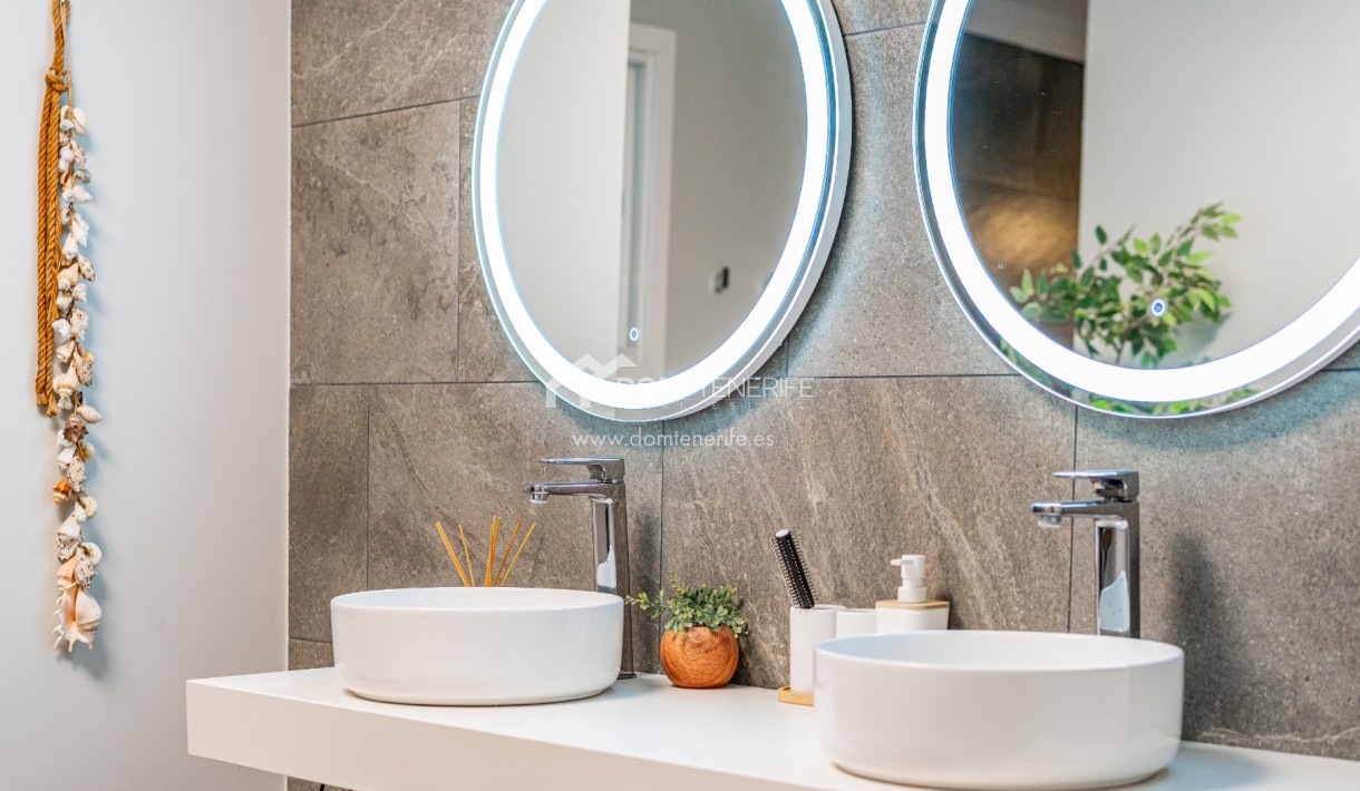 Villa Chayofa: baño – villa en venta en Chayofa, Tenerife