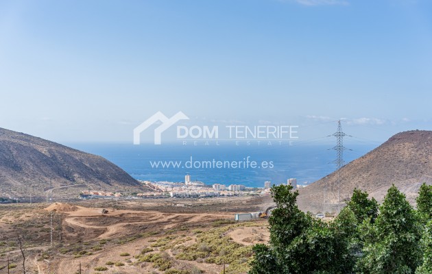 Villa Chayofa: vistas desde la vivienda – villa en venta en Chayofa, Tenerife