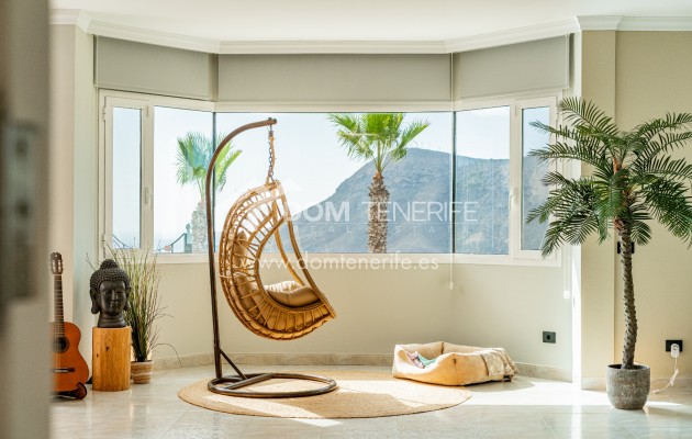 Villa Chayofa: terraza – villa en venta en Chayofa, Tenerife