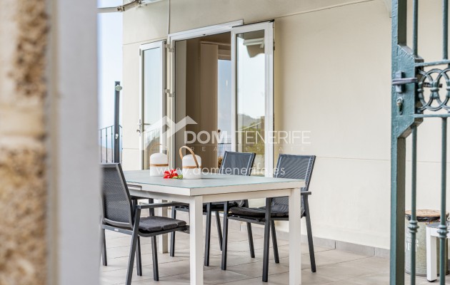 Villa Chayofa: terraza – villa en venta en Chayofa, Tenerife