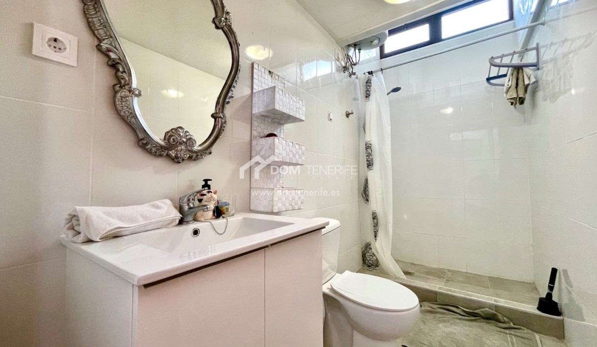 Sale - Apartment -
Santiago del Teide - Los Gigantes