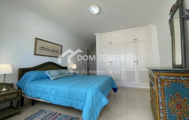 Alquiler a largo plazo - Chalet adosado -
Guía de Isora  - Playa La Arena