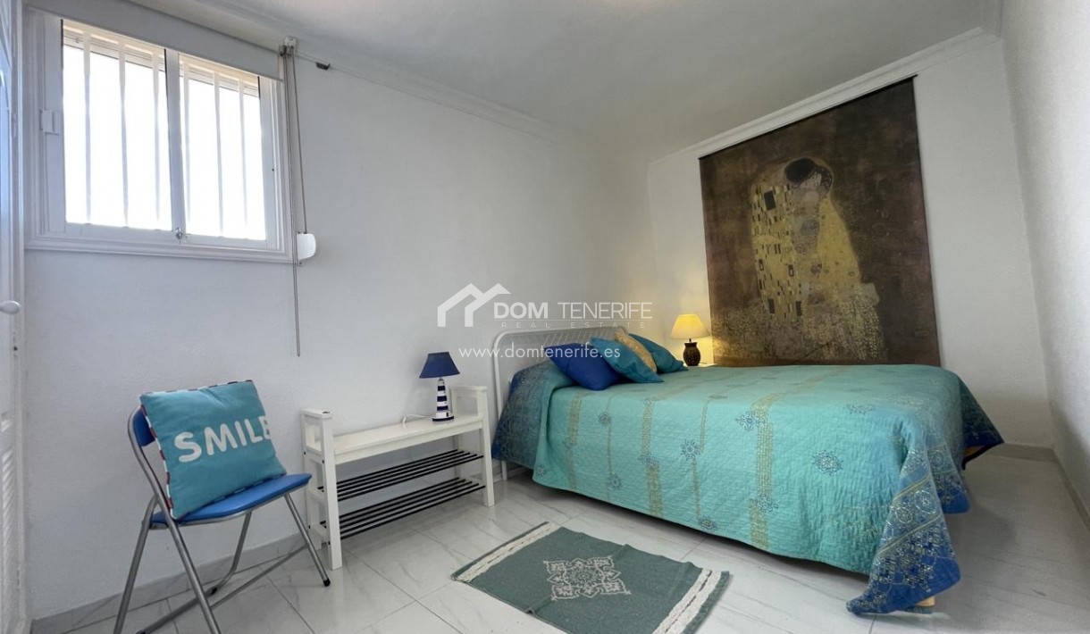 Alquiler a largo plazo - Chalet adosado -
Guía de Isora  - Playa La Arena