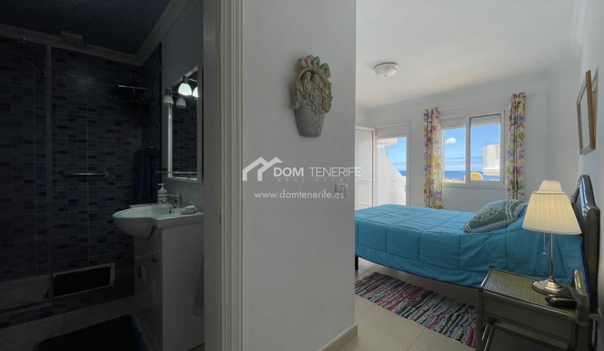 Alquiler a largo plazo - Chalet adosado -
Guía de Isora  - Playa La Arena