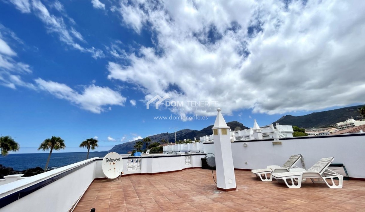 Alquiler a largo plazo - Chalet adosado -
Guía de Isora  - Playa La Arena