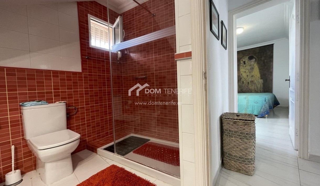 Alquiler a largo plazo - Chalet adosado -
Guía de Isora  - Playa La Arena