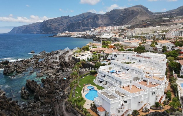 Alquiler a largo plazo - Chalet adosado -
Guía de Isora  - Playa La Arena