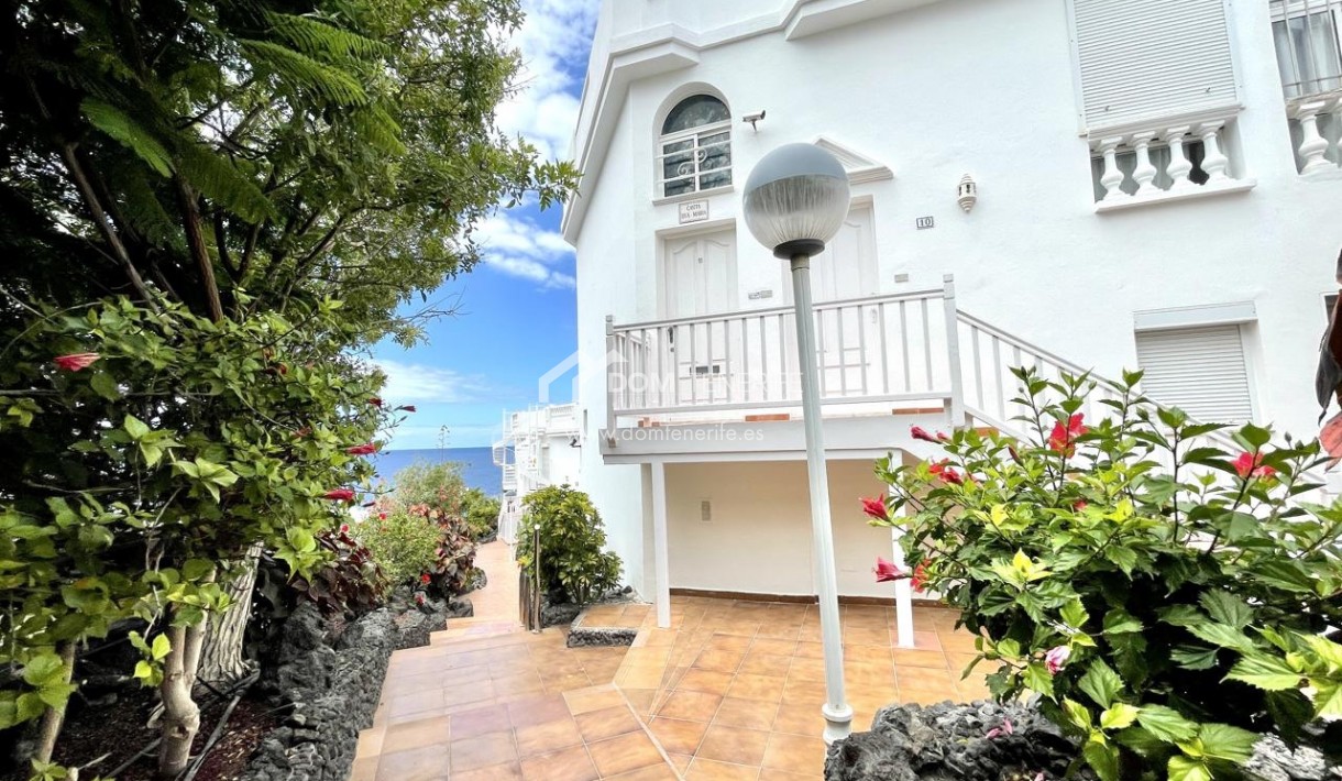 Alquiler a largo plazo - Chalet adosado -
Guía de Isora  - Playa La Arena