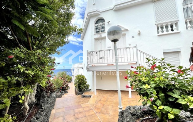 Alquiler a largo plazo - Chalet adosado -
Guía de Isora  - Playa La Arena