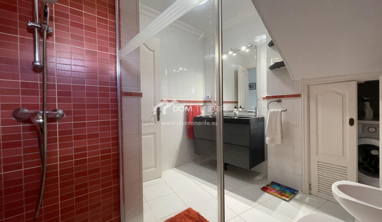 Alquiler a largo plazo - Chalet adosado -
Guía de Isora  - Playa La Arena