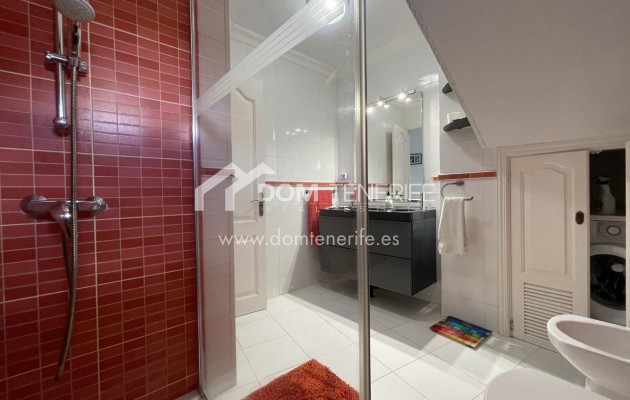 Alquiler a largo plazo - Chalet adosado -
Guía de Isora  - Playa La Arena