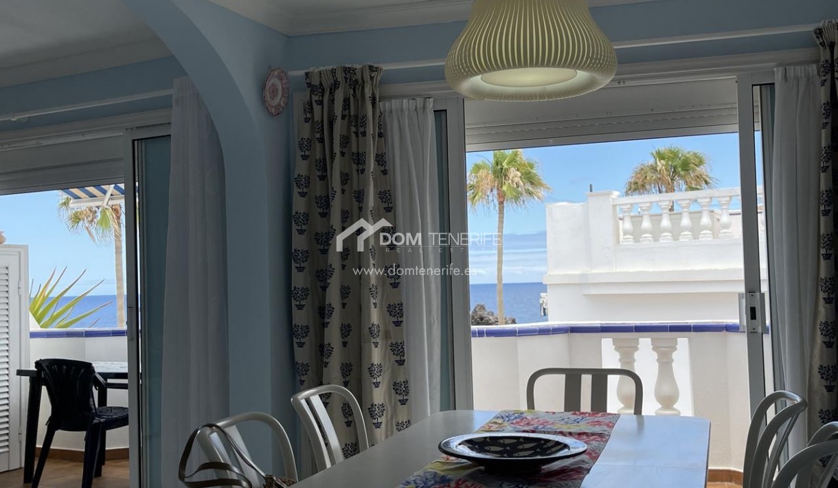 Alquiler a largo plazo - Chalet adosado -
Guía de Isora  - Playa La Arena