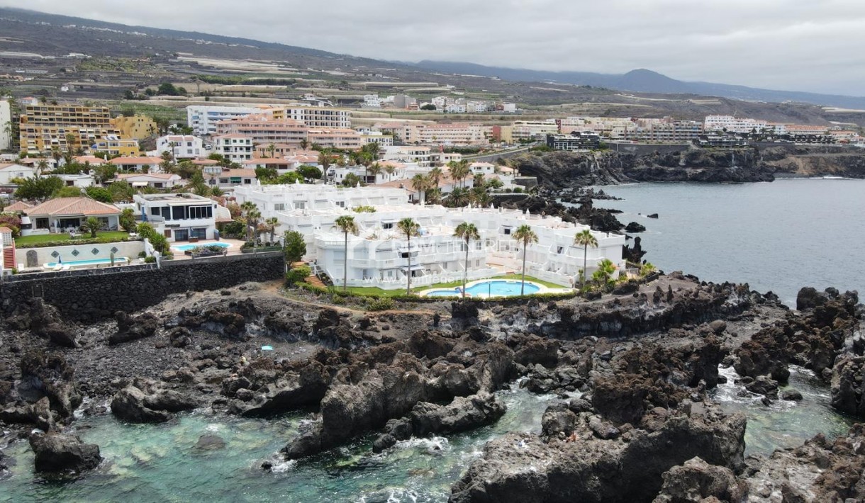 Alquiler a largo plazo - Chalet adosado -
Guía de Isora  - Playa La Arena