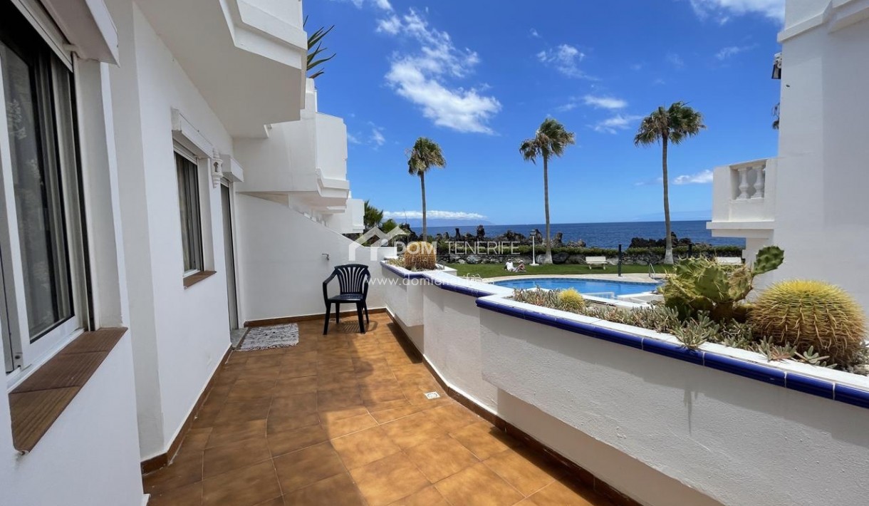 Alquiler a largo plazo - Chalet adosado -
Guía de Isora  - Playa La Arena