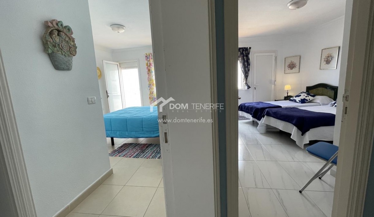 Alquiler a largo plazo - Chalet adosado -
Guía de Isora  - Playa La Arena