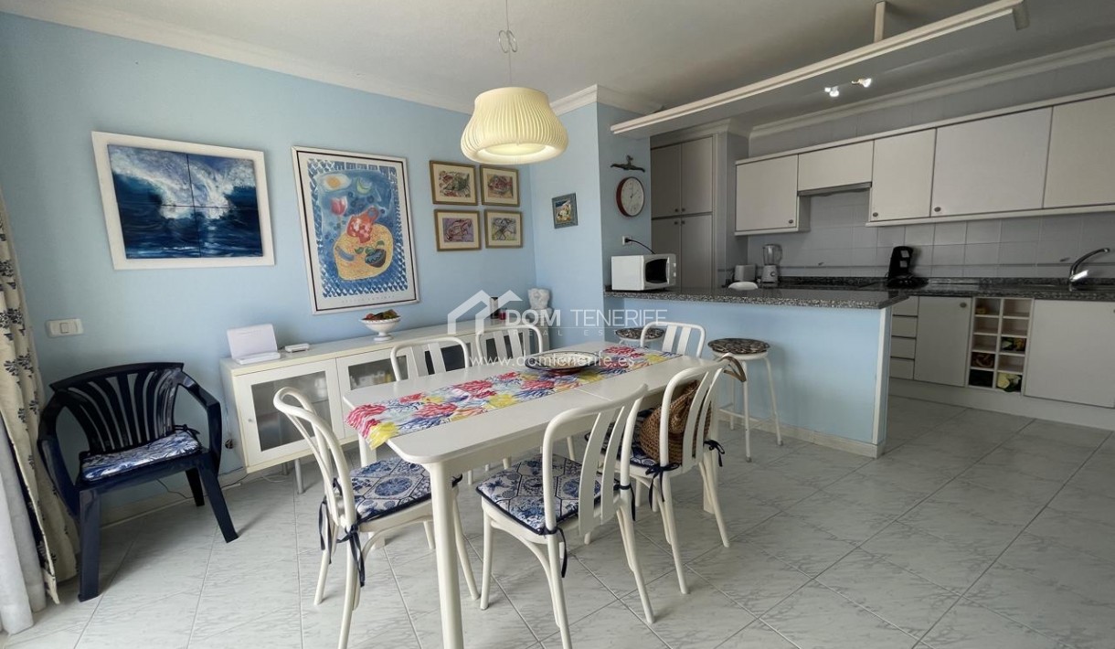 Alquiler a largo plazo - Chalet adosado -
Guía de Isora  - Playa La Arena