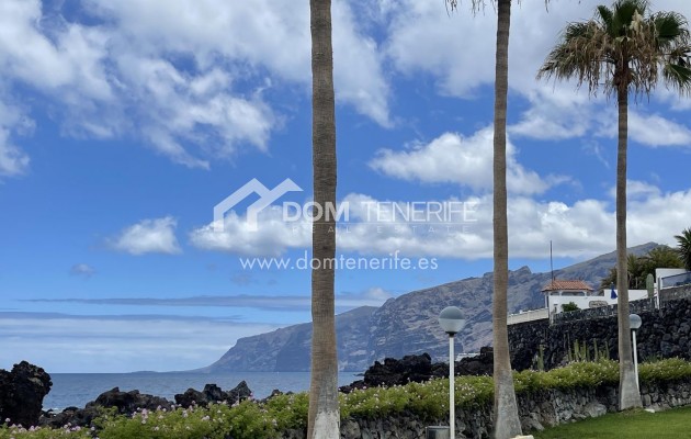 Alquiler a largo plazo - Chalet adosado -
Guía de Isora  - Playa La Arena