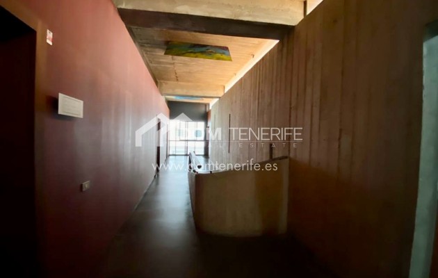 Wiederverkauf - Gewerbliche Räume -
Santa Cruz de Tenerife