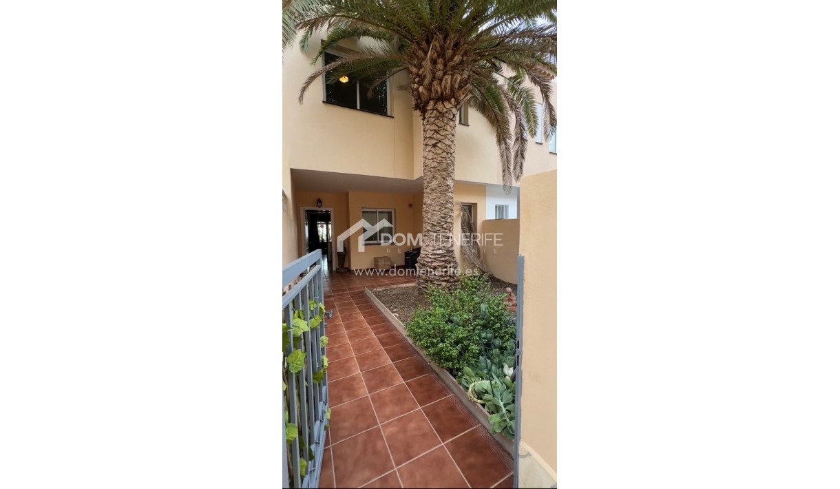 Long term rent - Townhouse -
Adeje - Roque del Conde