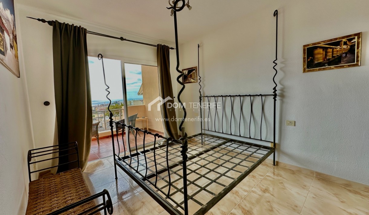 Long term rent - Townhouse -
Adeje - Roque del Conde