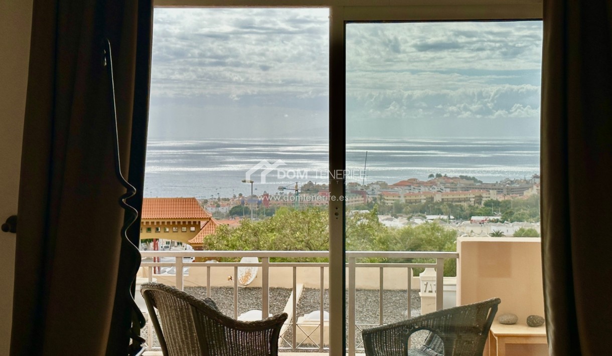 Long term rent - Townhouse -
Adeje - Roque del Conde