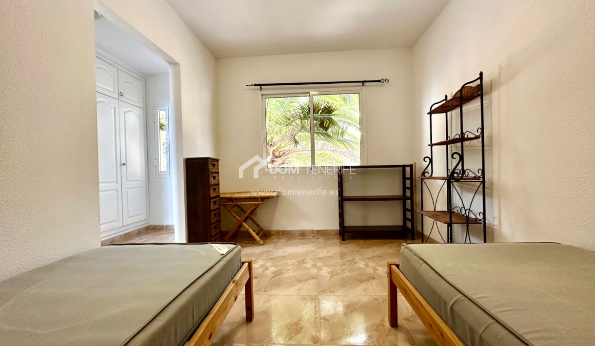 Long term rent - Townhouse -
Adeje - Roque del Conde