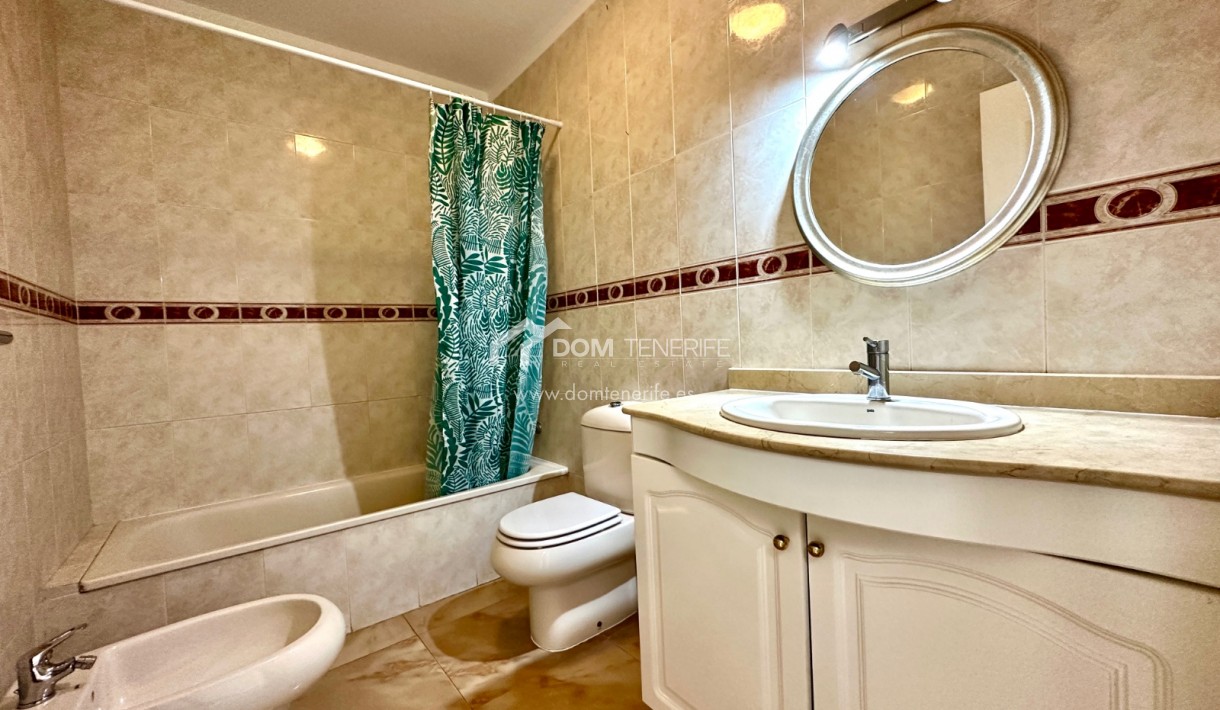 Long term rent - Townhouse -
Adeje - Roque del Conde