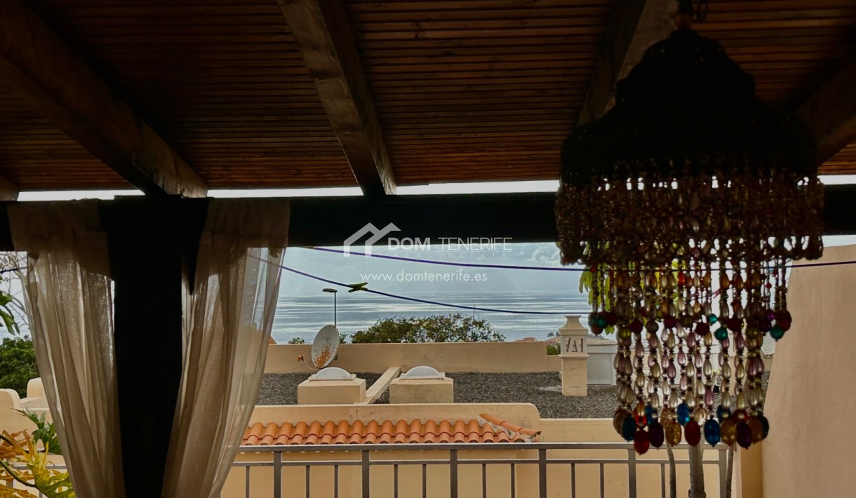 Long term rent - Townhouse -
Adeje - Roque del Conde